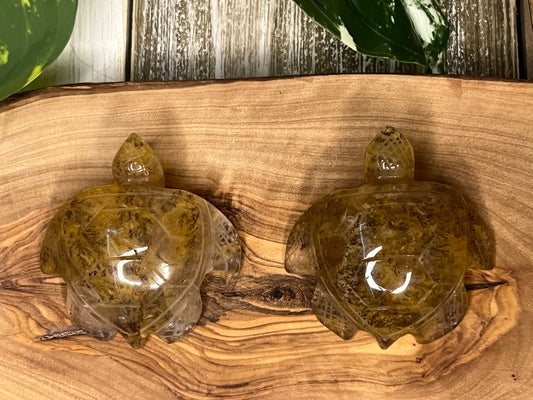 Dendritic Golden Healer Sea Turtle Carvings